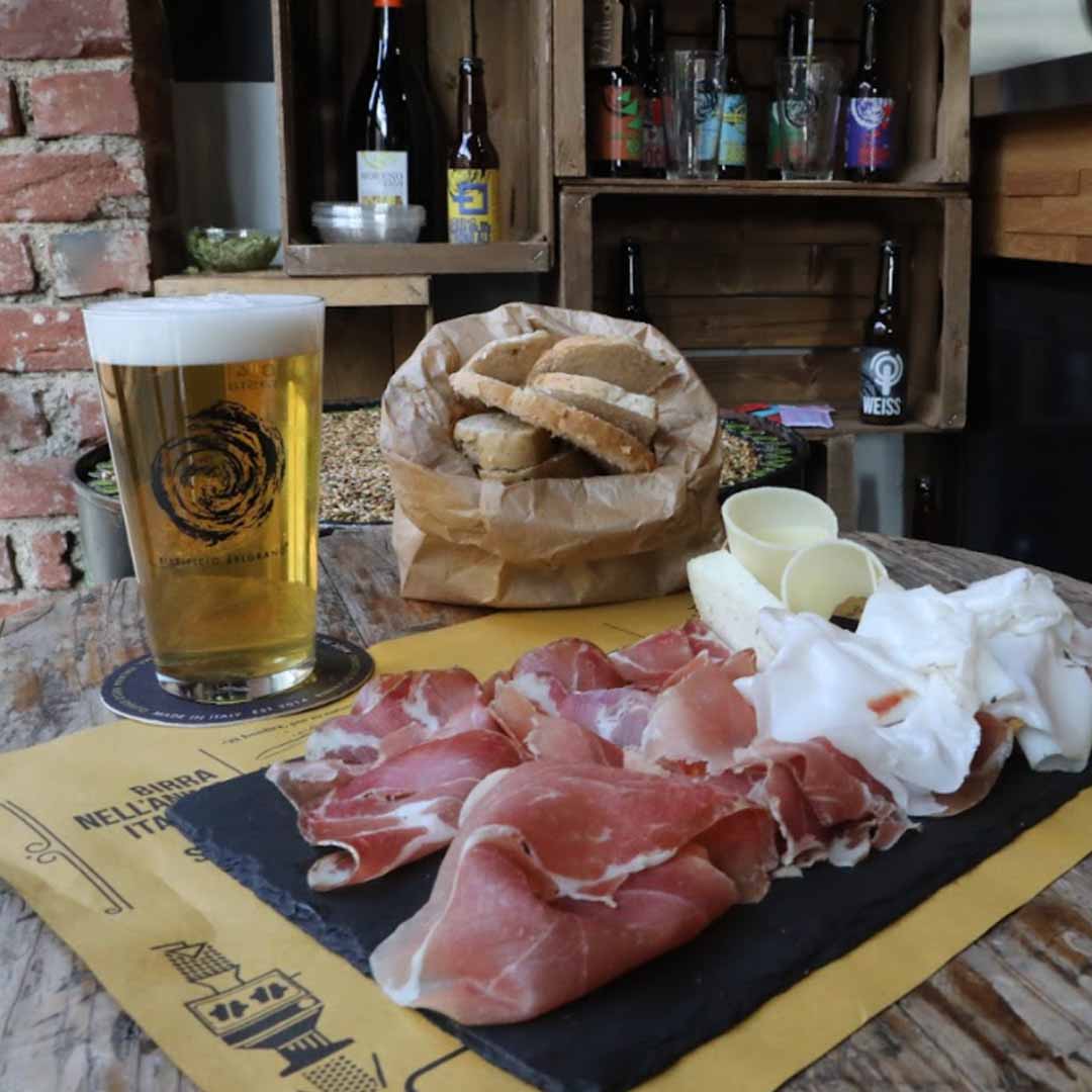 birra belgrano birreria birrificio milano artigianale mastro birraio tagliere